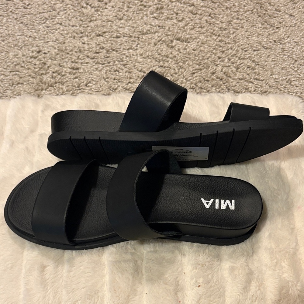 MIA Women's Black Dual-Strap Slide Sandals - Picture 2 of 6